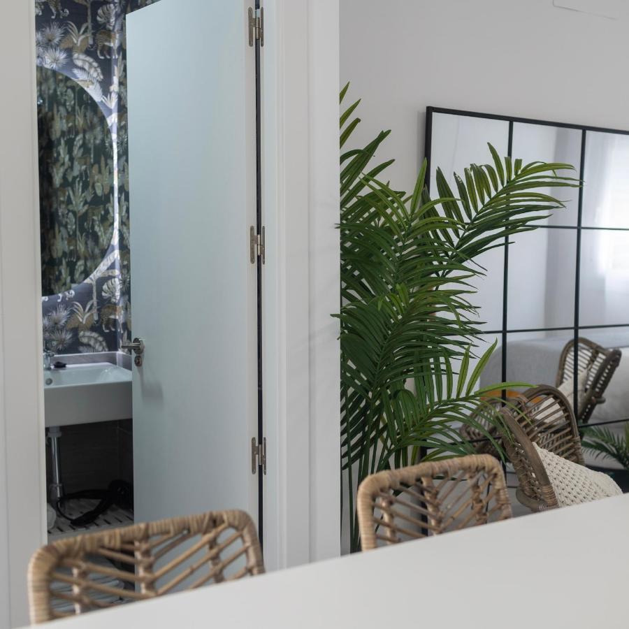 Lovely Suites Tarifa, Estudio A Estrenar En El Centro Y Muy Cerca De La Playa ภายนอก รูปภาพ